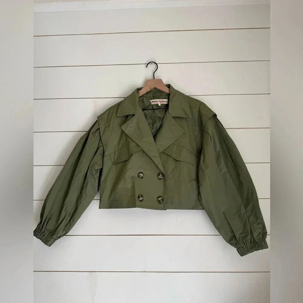 NWOT Free People Looking Glass Cropped Trench Coat in Loden color Small